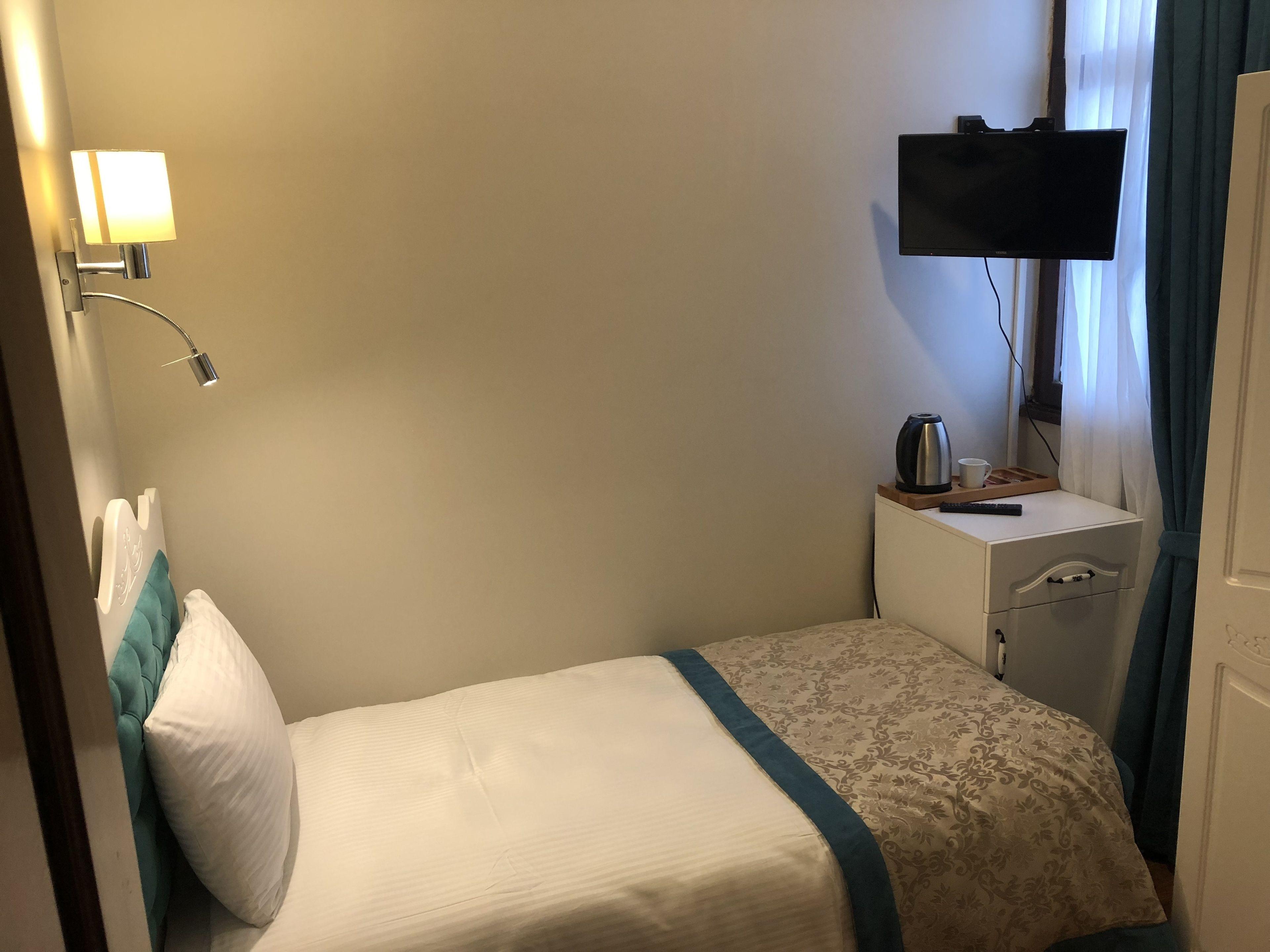 The Void Hotel — Photos 1